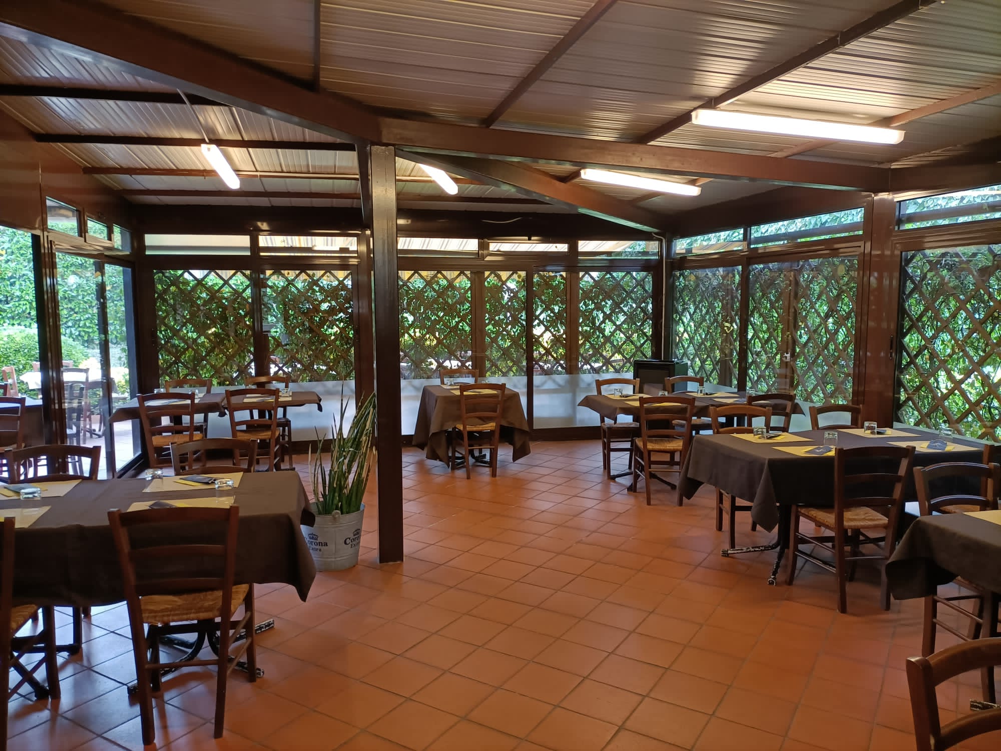 foto_grande_ristorante.jpg